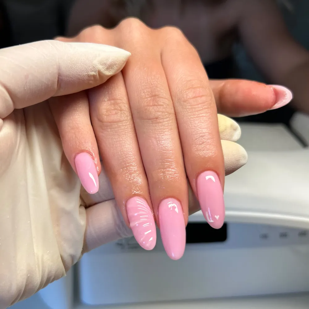 Rad Nail Lab by Nina — fotografija 17