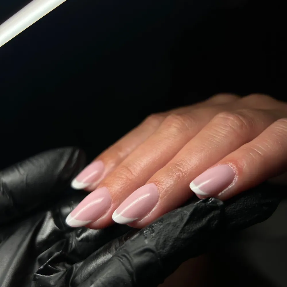 Rad Nail Lab by Nina — fotografija 22