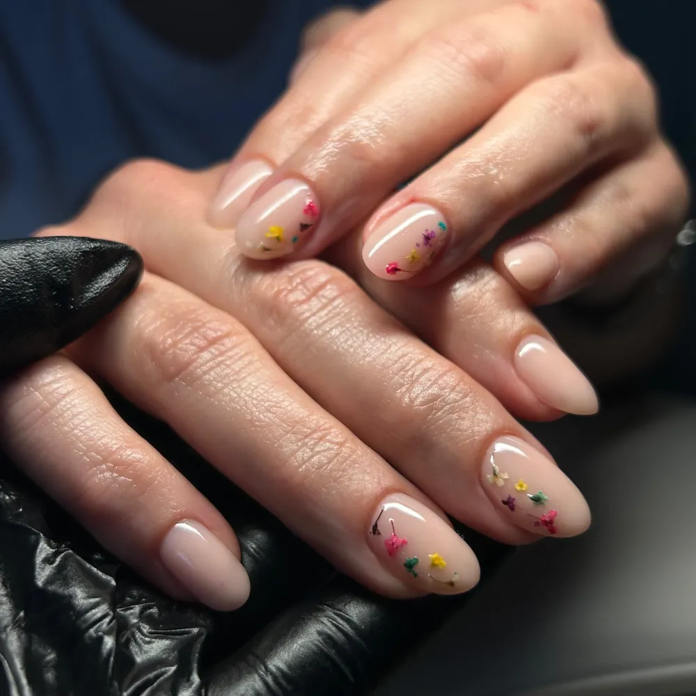 Rad Nail Lab by Nina — fotografija 38