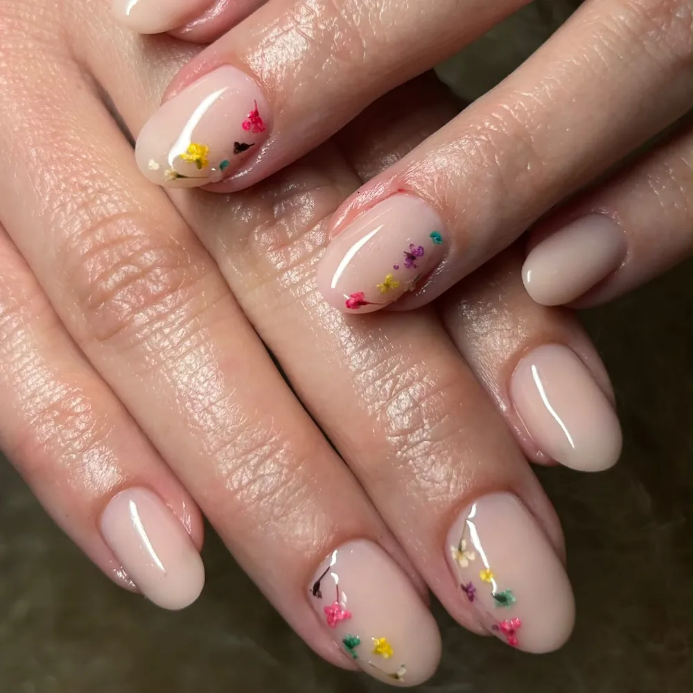 Rad Nail Lab by Nina — fotografija 39